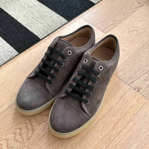 Lanvin taupe suede shoes - Picture 1 of 5